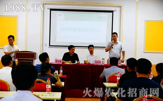     碳?xì)浜朔示劢怪性Z食安全發(fā)展